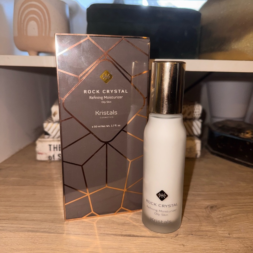 ROCK CRYSTAL Refining Moisturizer Oily Skin